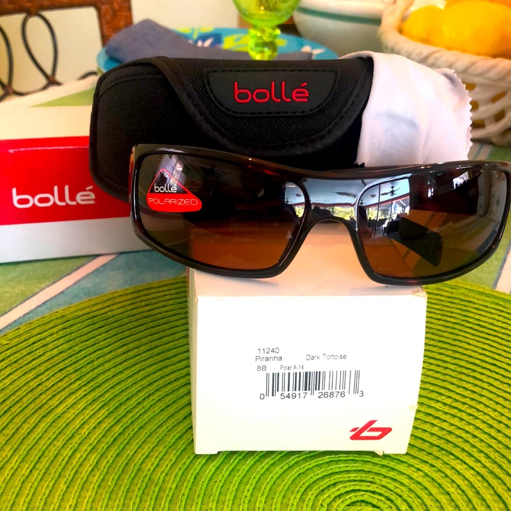 NWT Bolle Sunglasses Piranha dark tort polar lens  shipper in FL New unused